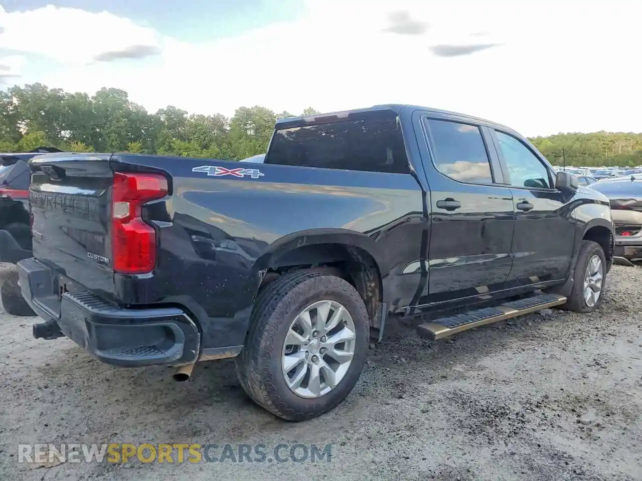 3 Фотография поврежденного автомобиля 1GCPDBEK5NZ552248 CHEVROLET SILVERADO 2022