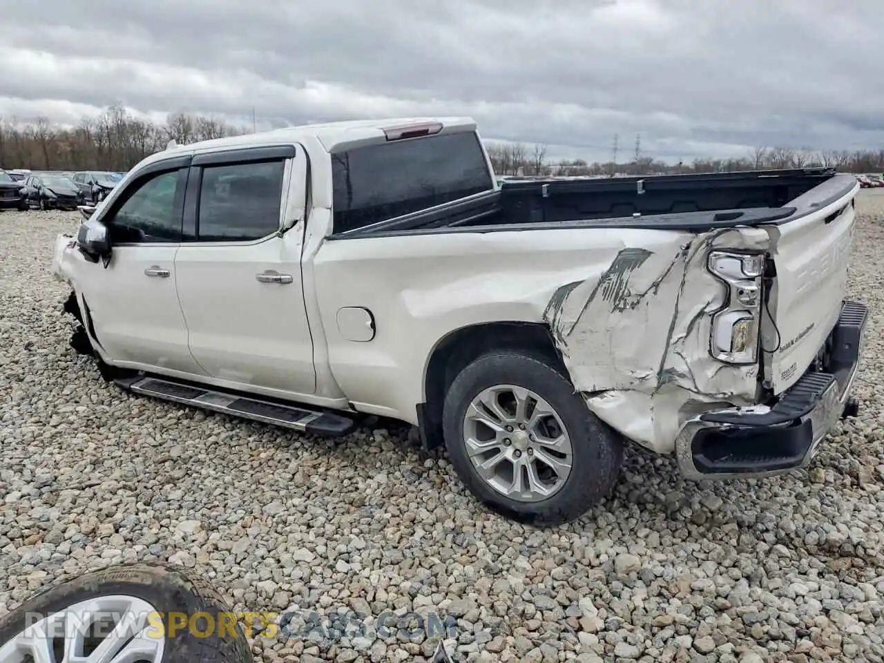 2 Photograph of a damaged car 1GCUDGED2NZ642491 CHEVROLET SILVERADO 2022
