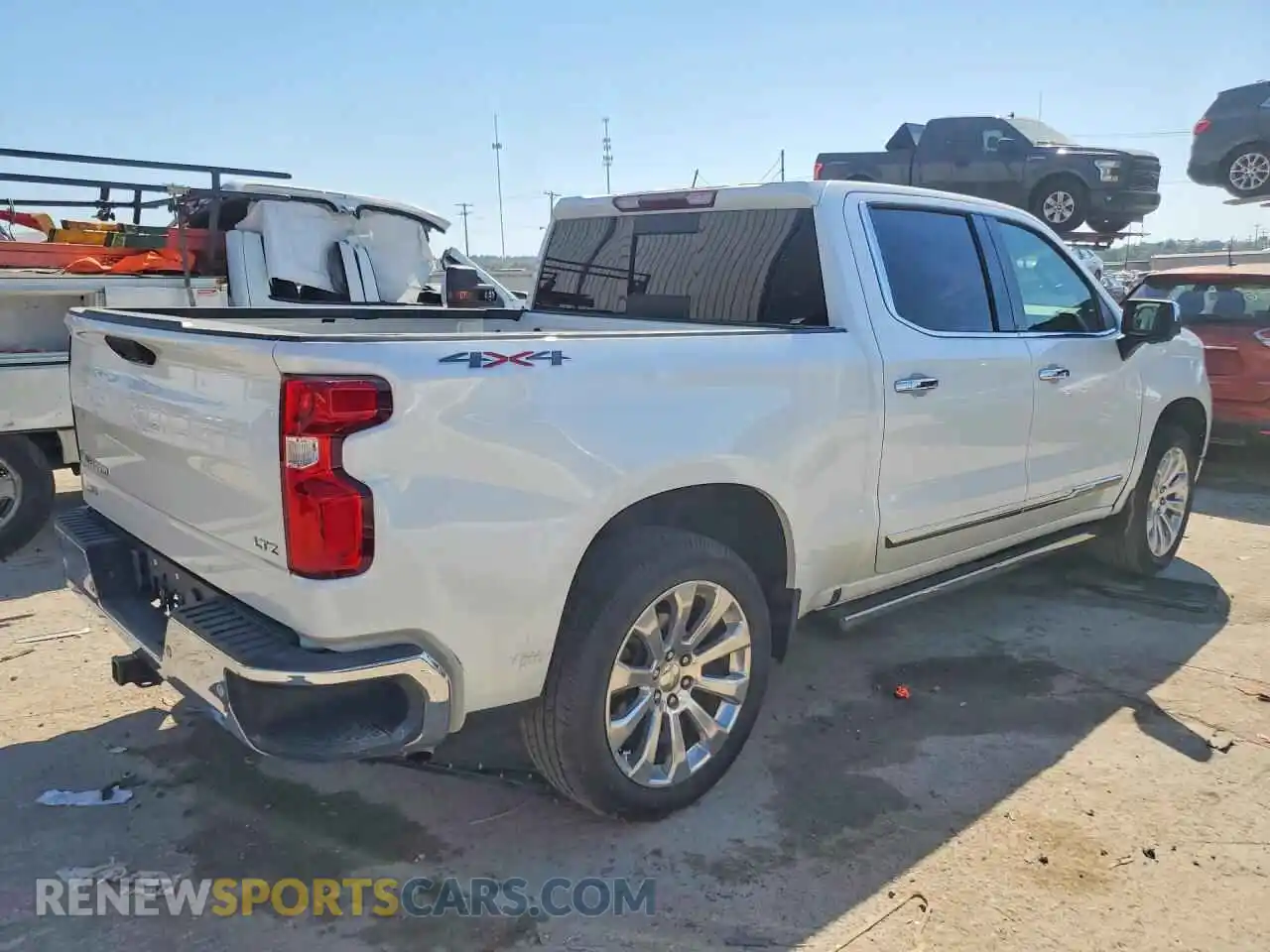3 Photograph of a damaged car 1GCUDGED4NZ589924 CHEVROLET SILVERADO 2022