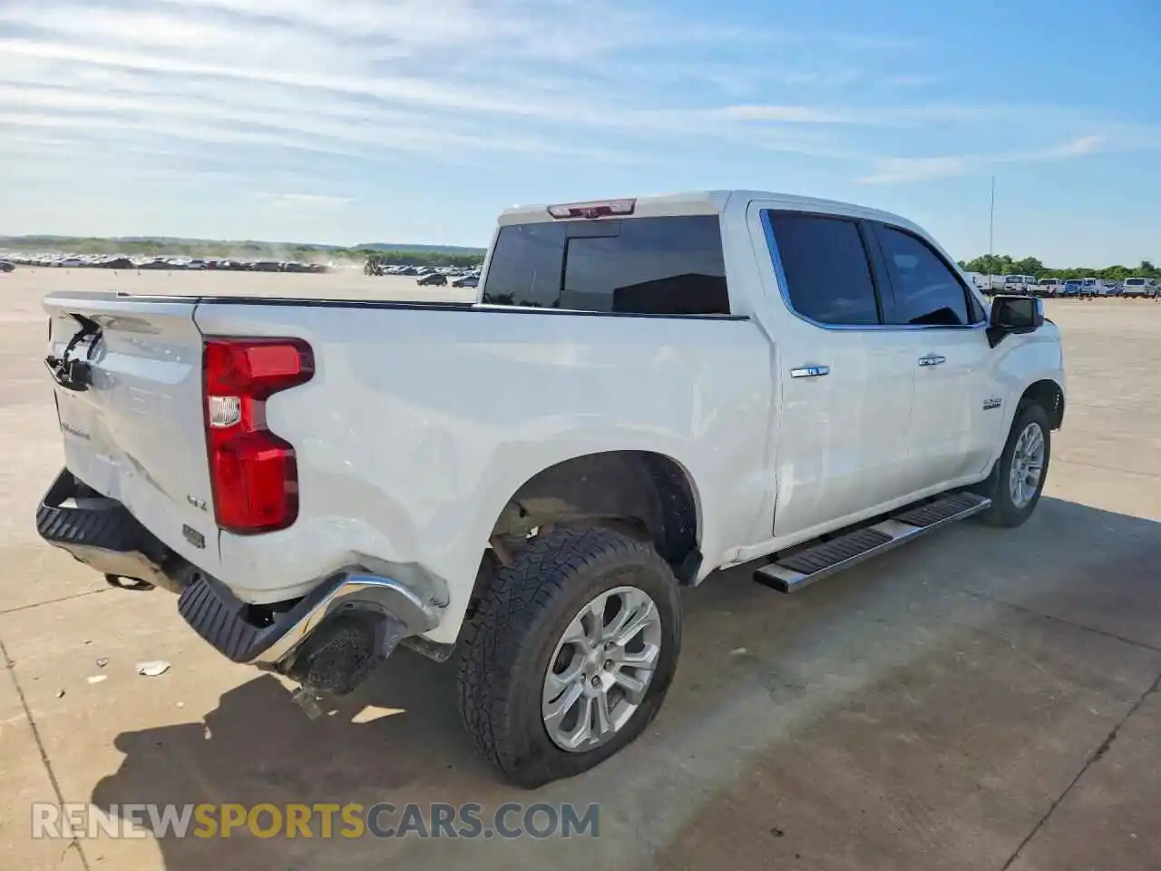3 Photograph of a damaged car 1GCUDGED9NZ517830 CHEVROLET SILVERADO 2022