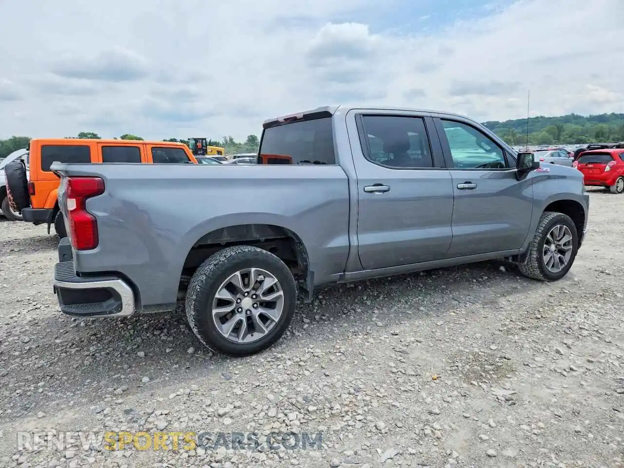 3 Photograph of a damaged car 1GCUYDED7NZ122760 CHEVROLET SILVERADO 2022