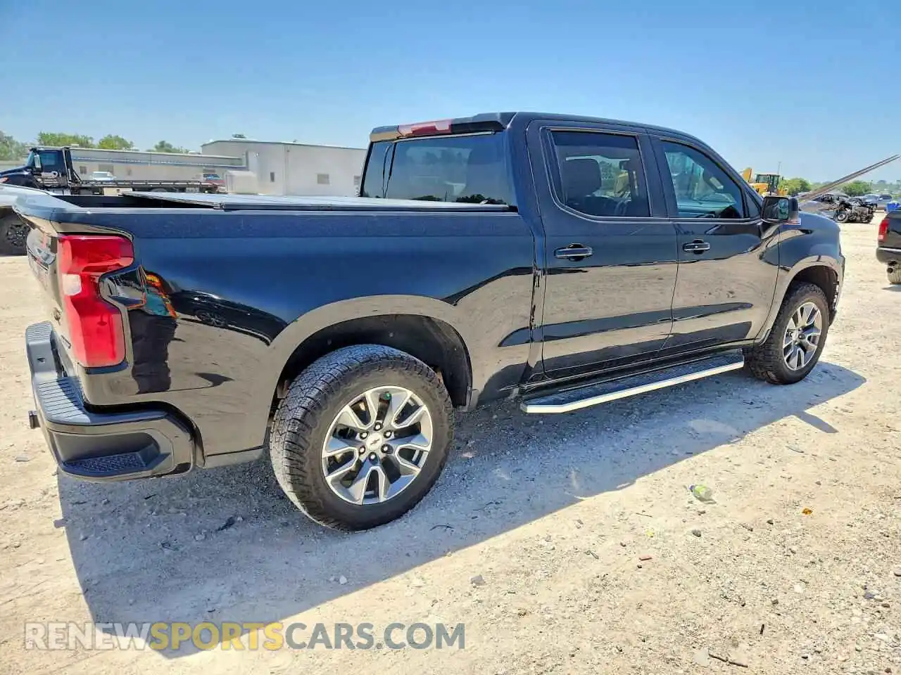 3 Photograph of a damaged car 1GCUYEED1NZ207664 CHEVROLET SILVERADO 2022