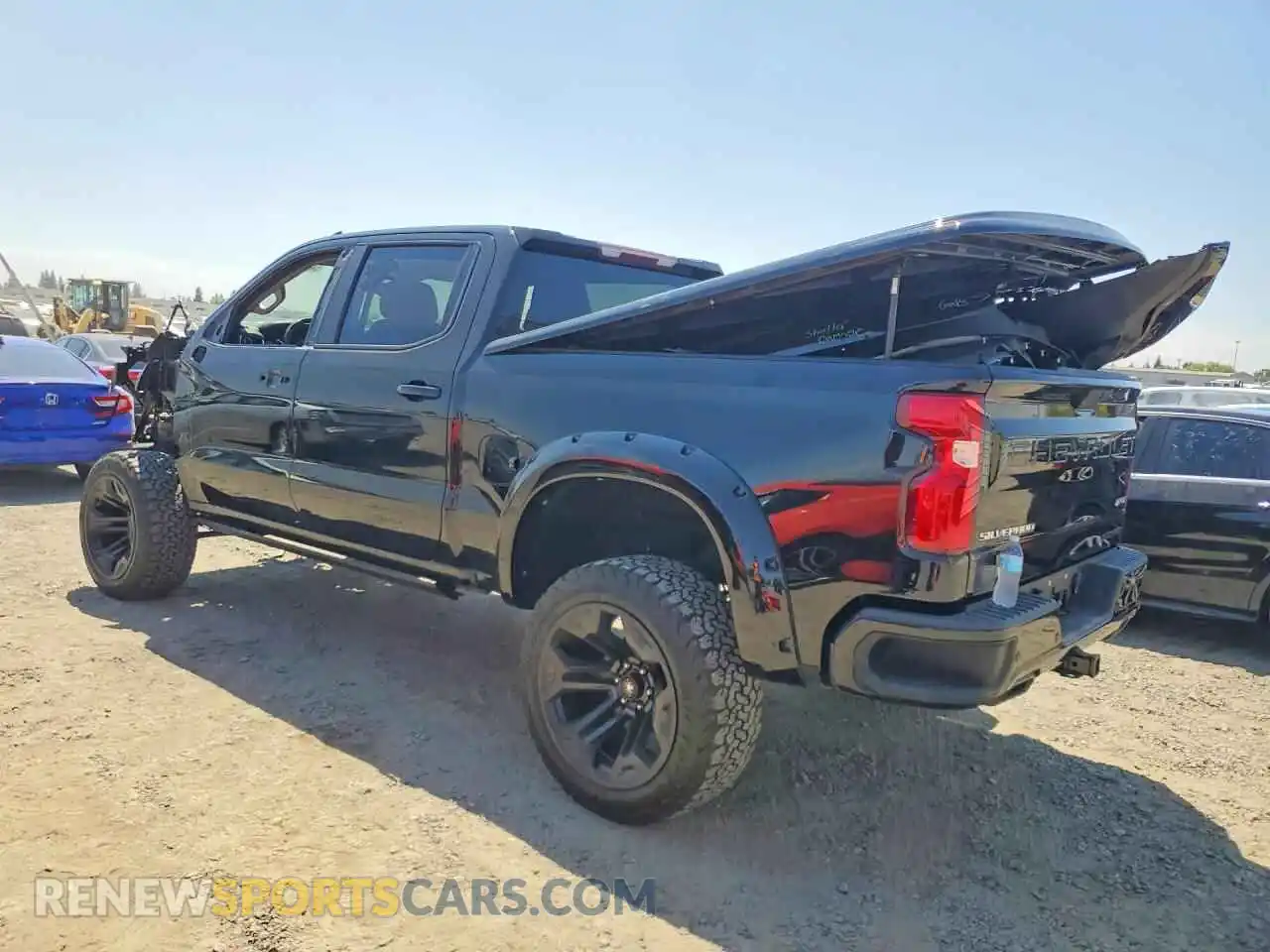 2 Photograph of a damaged car 1GCUYEED2NZ164677 CHEVROLET SILVERADO 2022