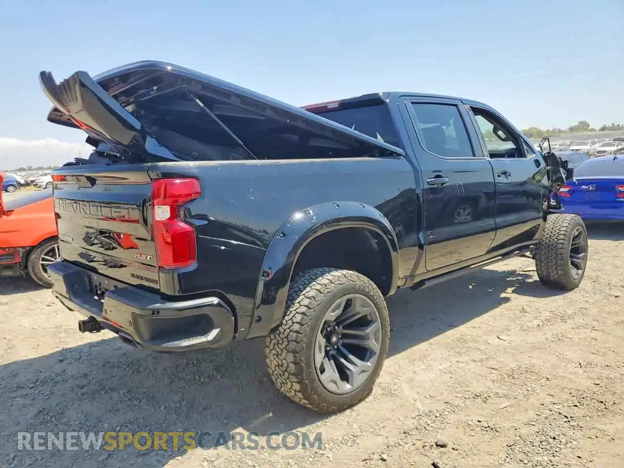 3 Photograph of a damaged car 1GCUYEED2NZ164677 CHEVROLET SILVERADO 2022
