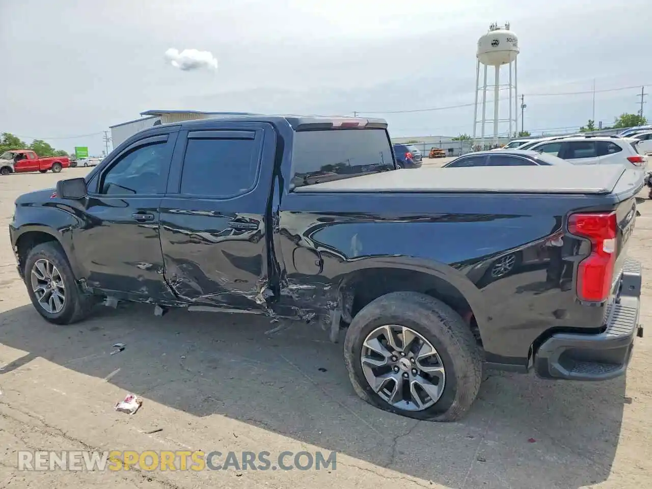 2 Photograph of a damaged car 1GCUYEED3NZ223056 CHEVROLET SILVERADO 2022