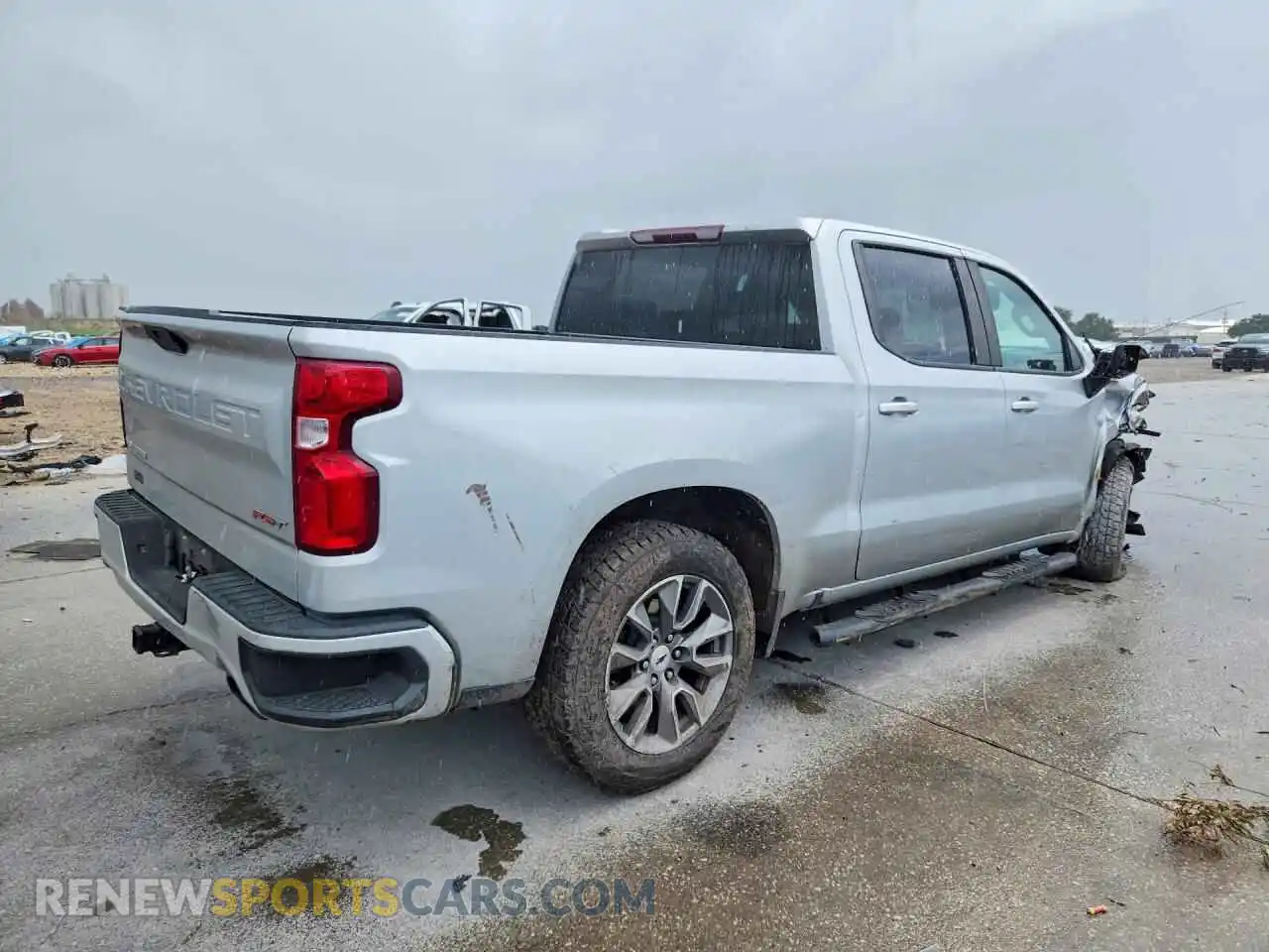 3 fotografías del automóvil dañado 1GCUYEED5NZ190366 CHEVROLET SILVERADO 2022