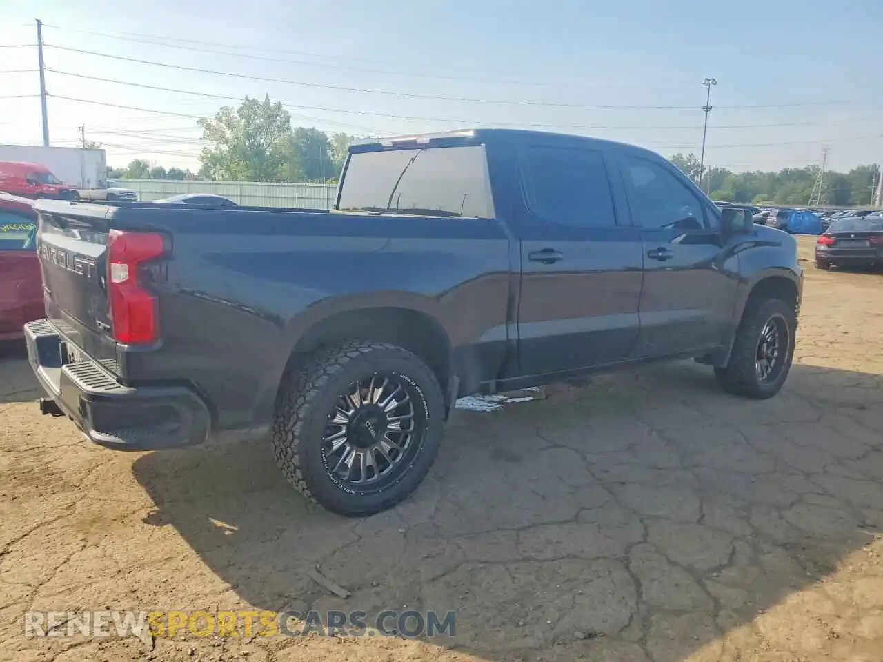 3 Photograph of a damaged car 1GCUYEET9NZ182083 CHEVROLET SILVERADO 2022