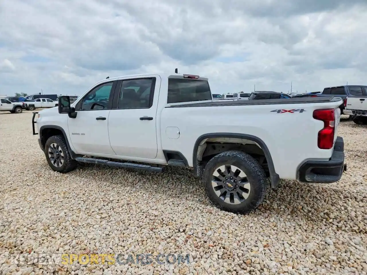 2 Photograph of a damaged car 2GC1YME70N1217344 CHEVROLET SILVERADO 2022