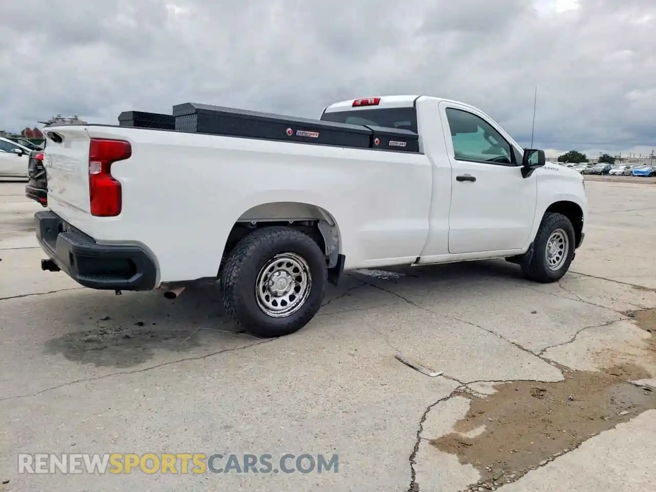 3 Photograph of a damaged car 3GCNAAED0NG564156 CHEVROLET SILVERADO 2022
