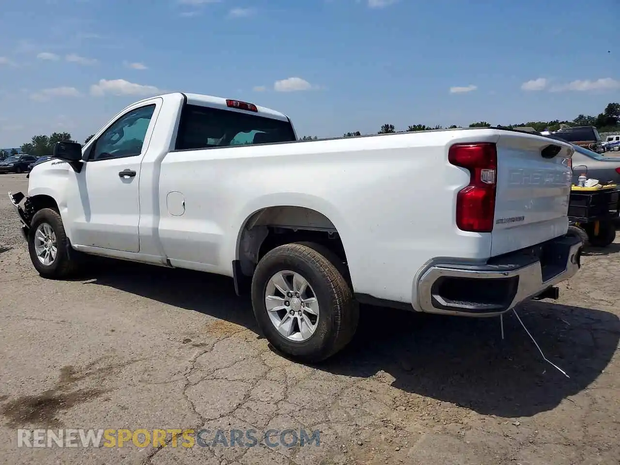 2 fotografías del automóvil dañado 3GCNAAED5NG666780 CHEVROLET SILVERADO 2022