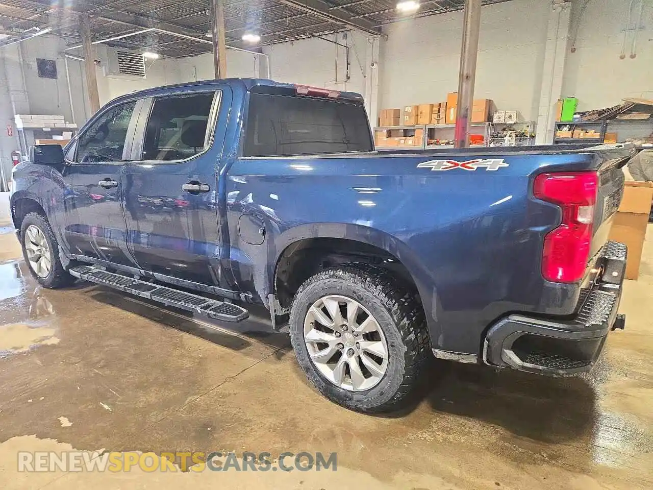 2 Photograph of a damaged car 3GCPDBEK0NG655092 CHEVROLET SILVERADO 2022