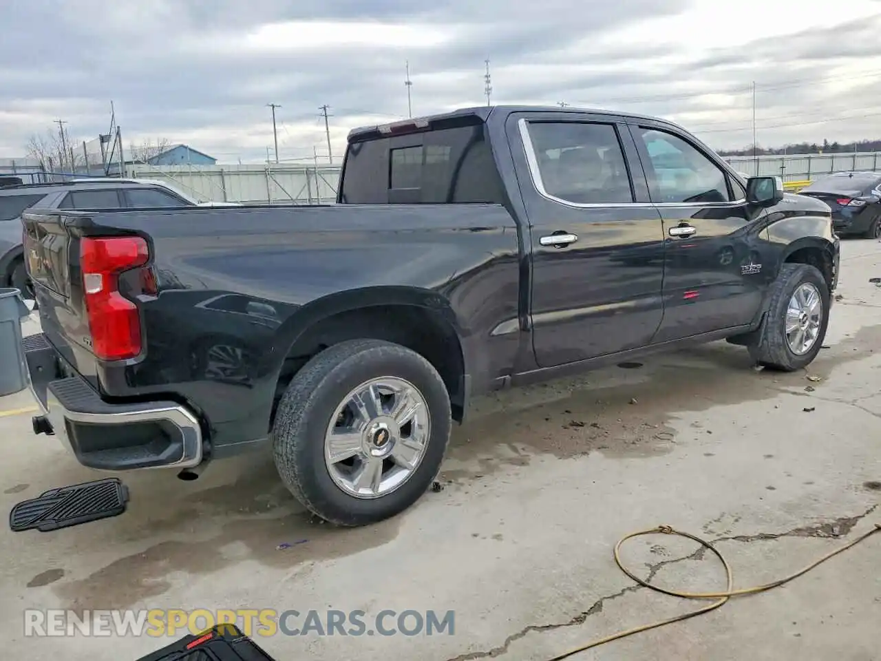 3 Photograph of a damaged car 3GCPWEED6NG205055 CHEVROLET SILVERADO 2022