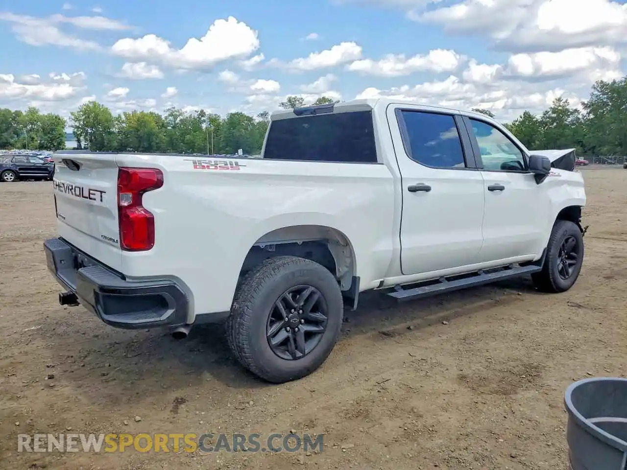 3 fotografías del automóvil dañado 3GCPYCEK2NG184962 CHEVROLET SILVERADO 2022