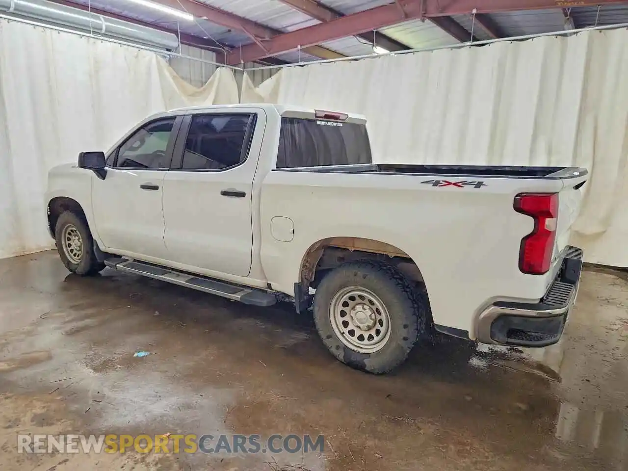 2 Photograph of a damaged car 3GCUDAED3NG531137 CHEVROLET SILVERADO 2022