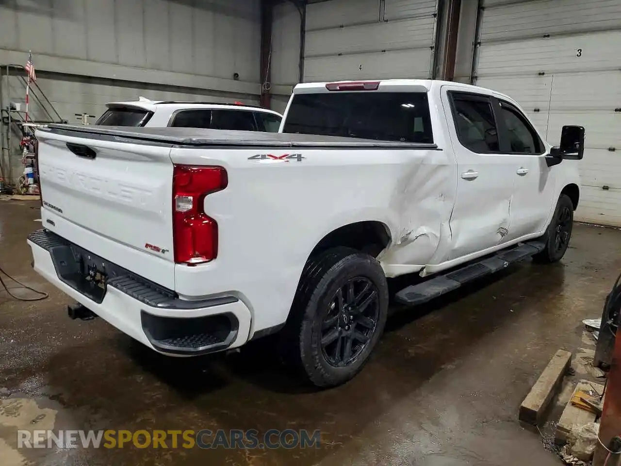 3 Photograph of a damaged car 3GCUDEED2NG572530 CHEVROLET SILVERADO 2022