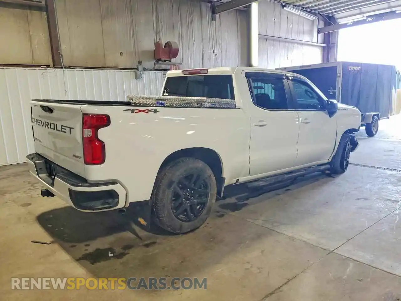 3 Photograph of a damaged car 3GCUDEET1NG588144 CHEVROLET SILVERADO 2022