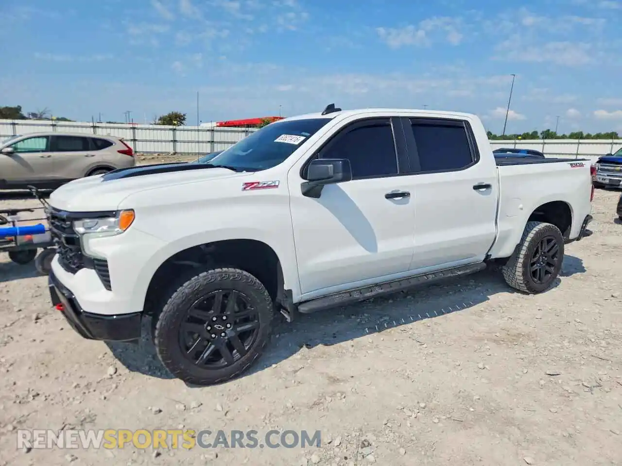 1 Photograph of a damaged car 3GCUDFED0NG682367 CHEVROLET SILVERADO 2022