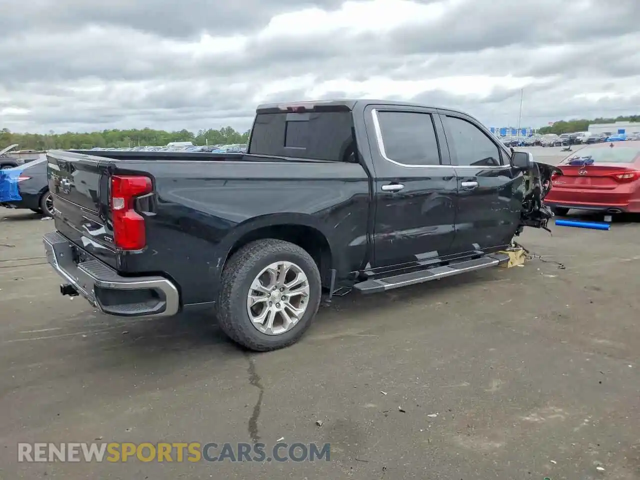 3 Photograph of a damaged car 3GCUDGED8NG526096 CHEVROLET SILVERADO 2022