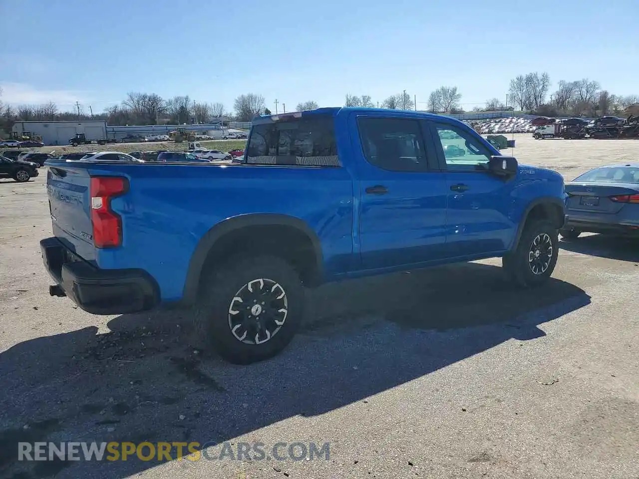 3 Photograph of a damaged car 3GCUDHEL4NG578239 CHEVROLET SILVERADO 2022