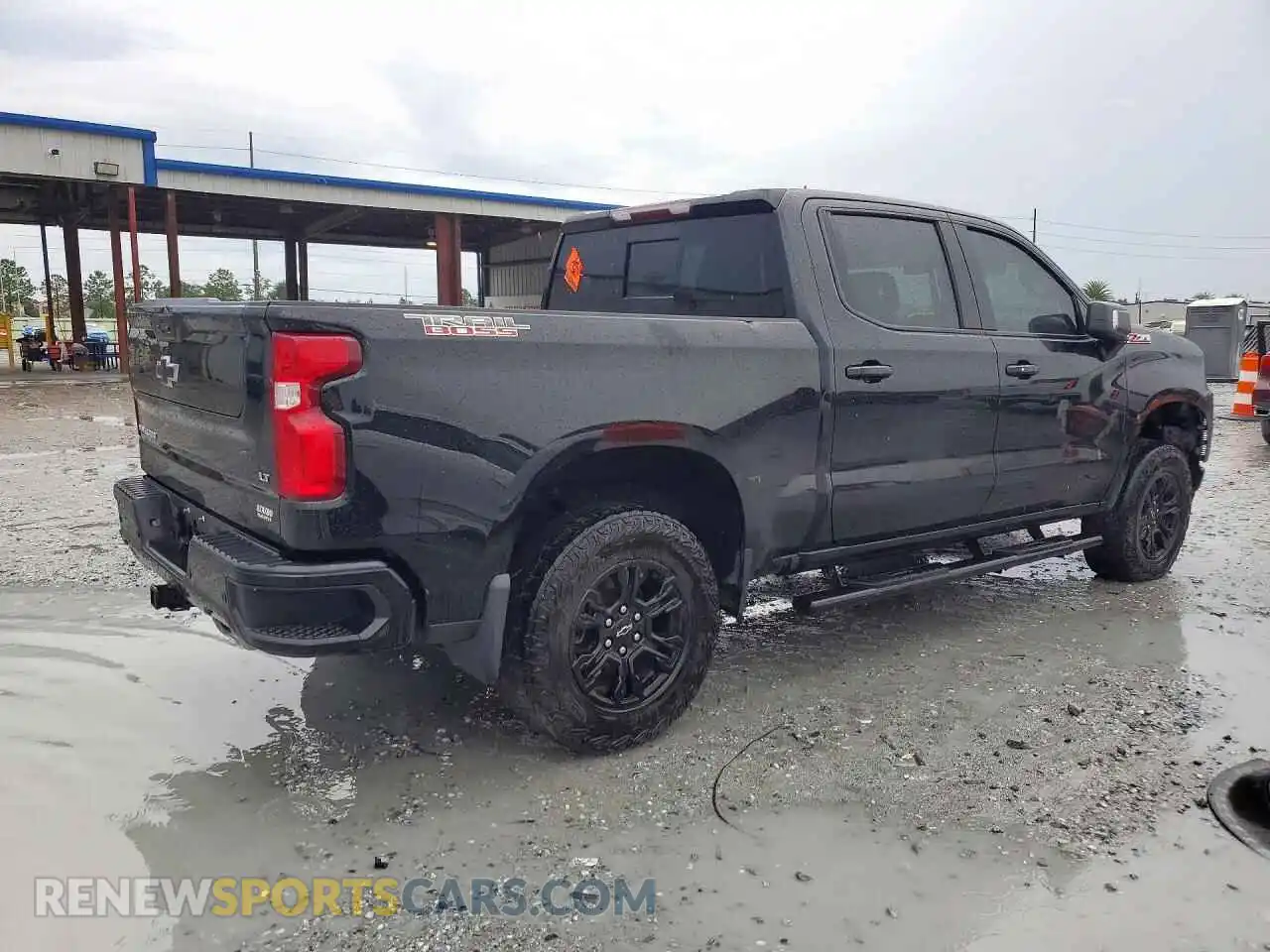 3 fotografías del automóvil dañado 3GCUYFET3NG199600 CHEVROLET SILVERADO 2022
