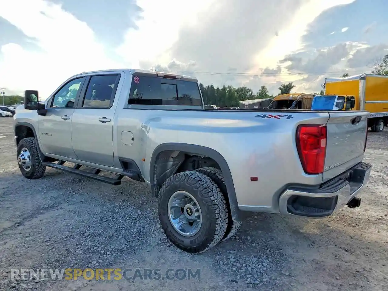2 Photograph of a damaged car 1GC4YTEY6PF182241 CHEVROLET SILVERADO 2023