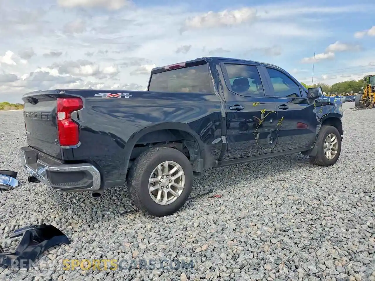 3 fotografías del automóvil dañado 1GCPDKEK2PZ226006 CHEVROLET SILVERADO 2023