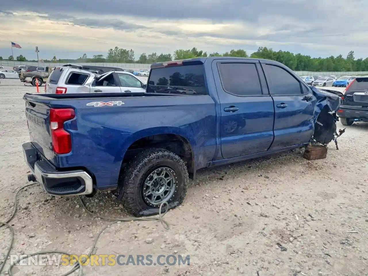 3 fotografías del automóvil dañado 1GCPDKEK3PZ129638 CHEVROLET SILVERADO 2023