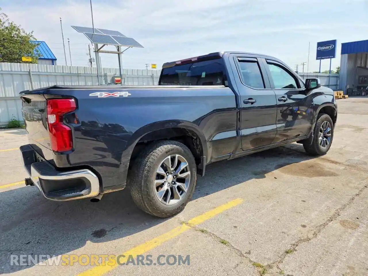 3 fotografías del automóvil dañado 1GCRDKEK6PZ263195 CHEVROLET SILVERADO 2023