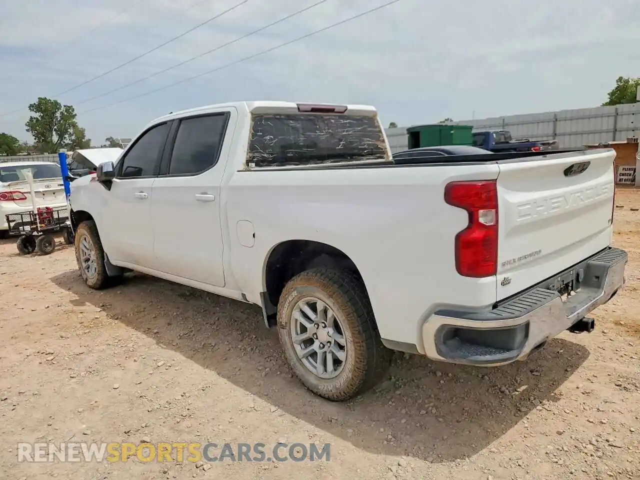 2 Photograph of a damaged car 1GCUDDED7PZ247658 CHEVROLET SILVERADO 2023