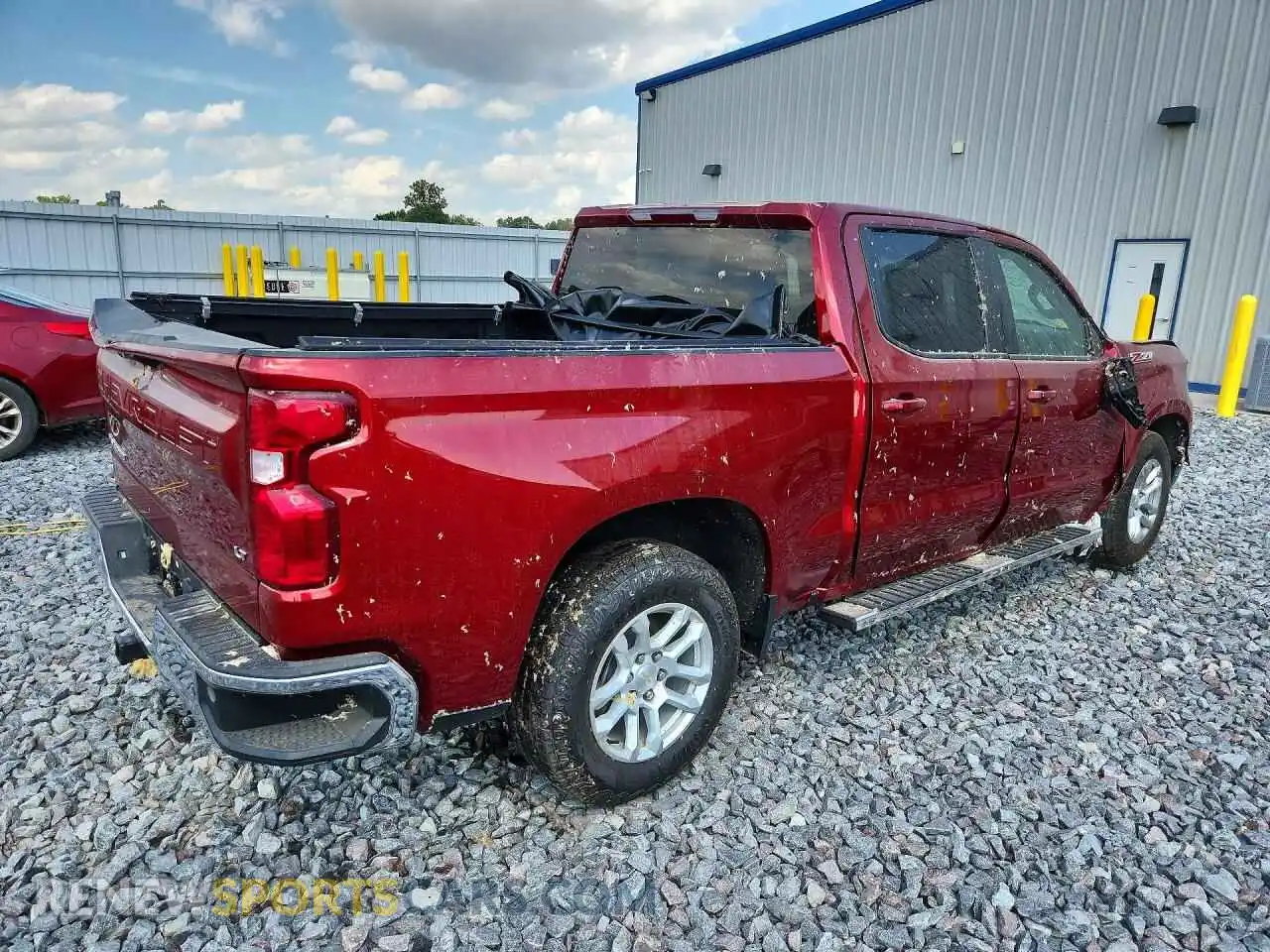 3 Фотография поврежденного автомобиля 1GCUDDED9PZ223572 CHEVROLET SILVERADO 2023