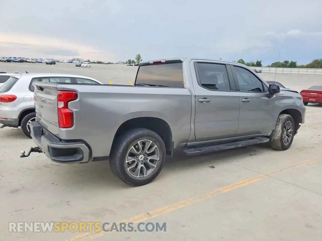 3 fotografías del automóvil dañado 1GCUDEE84PZ233905 CHEVROLET SILVERADO 2023