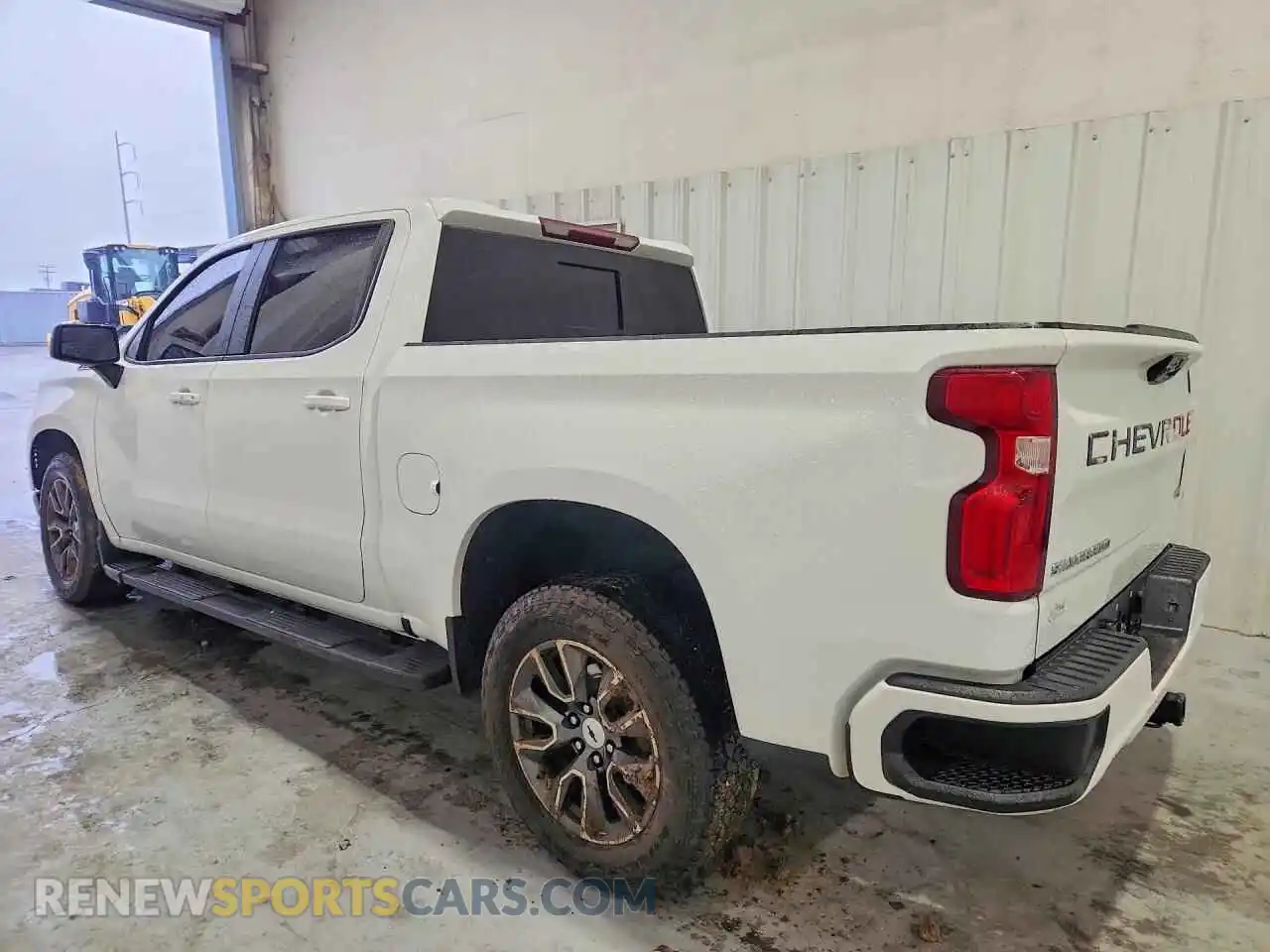 2 Photograph of a damaged car 1GCUDEE89PZ192400 CHEVROLET SILVERADO 2023