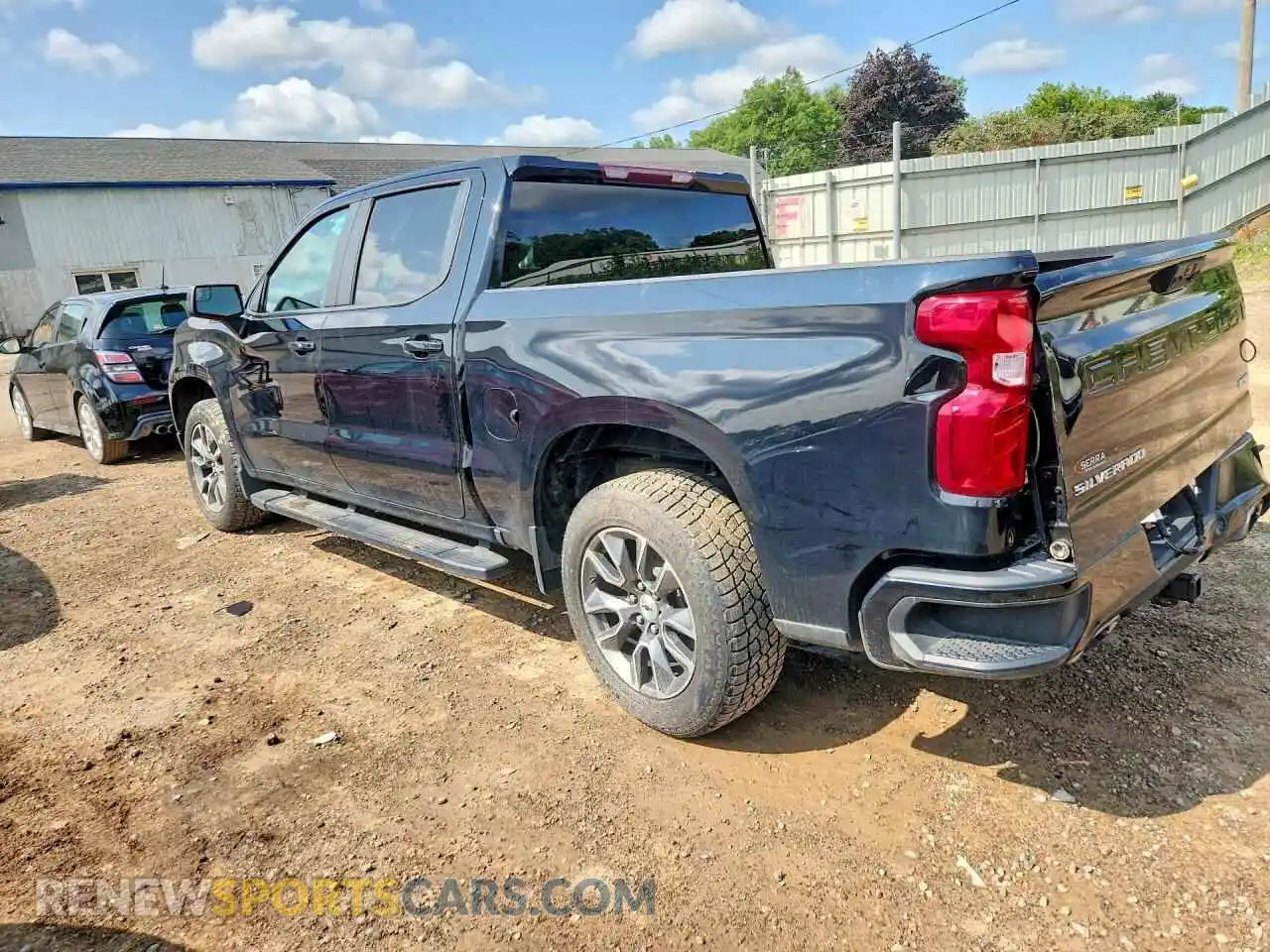 2 fotografías del automóvil dañado 1GCUDEED5PZ320015 CHEVROLET SILVERADO 2023
