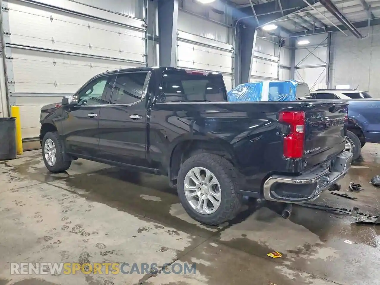 2 Фотография поврежденного автомобиля 1GCUDGE86PZ225462 CHEVROLET SILVERADO 2023