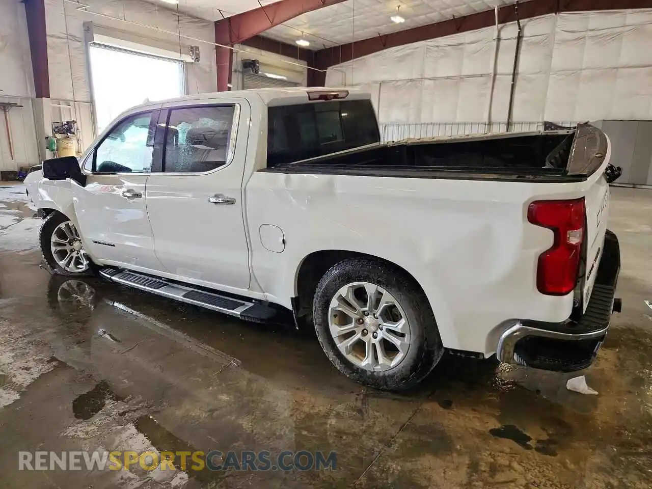2 fotografías del automóvil dañado 1GCUDGED2PZ101993 CHEVROLET SILVERADO 2023