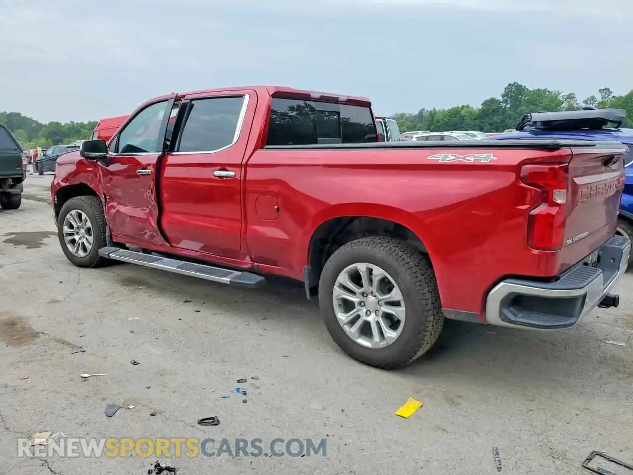 2 Photograph of a damaged car 1GCUDGED9PZ332681 CHEVROLET SILVERADO 2023