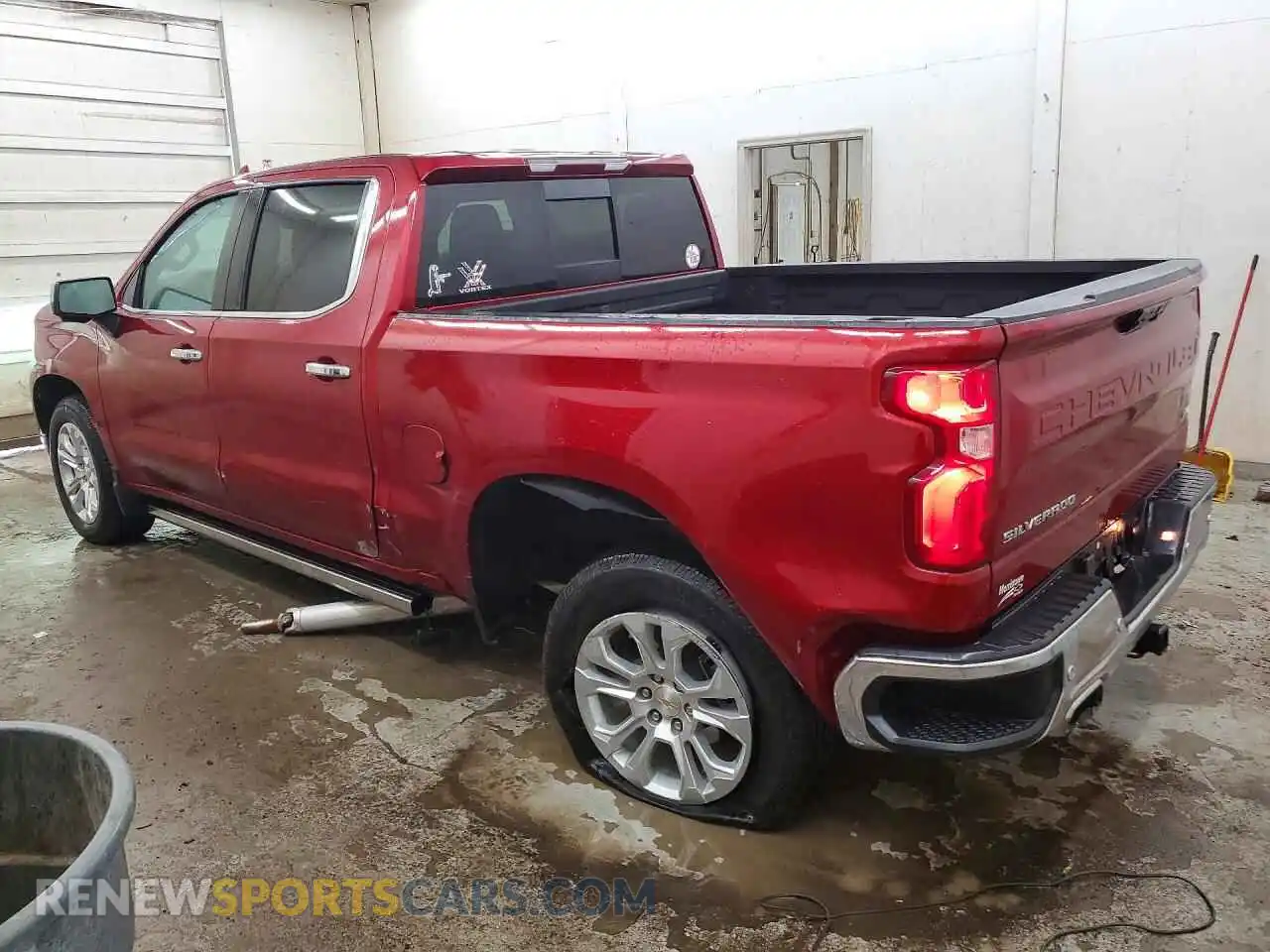 2 Photograph of a damaged car 1GCUDGEL3PZ232177 CHEVROLET SILVERADO 2023