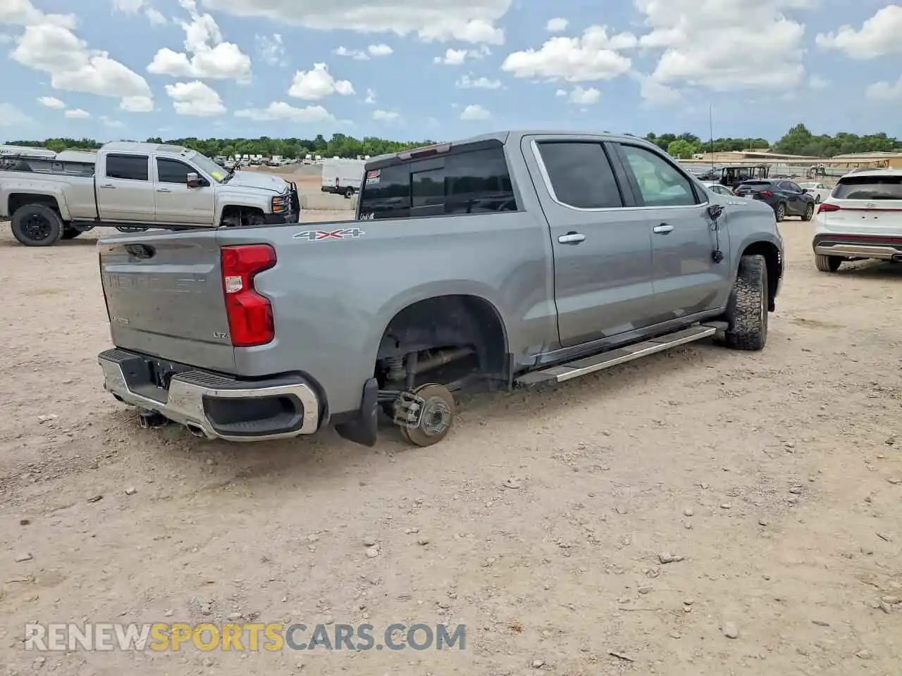 3 Photograph of a damaged car 1GCUDGEL4PZ246704 CHEVROLET SILVERADO 2023