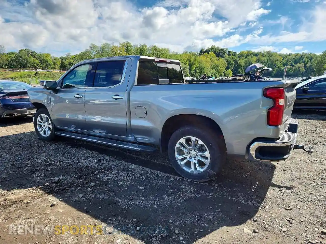 2 Фотография поврежденного автомобиля 1GCUDGEL8PZ275624 CHEVROLET SILVERADO 2023