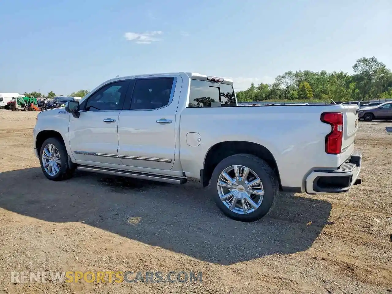 2 fotografías del automóvil dañado 1GCUDJEL9PZ277752 CHEVROLET SILVERADO 2023