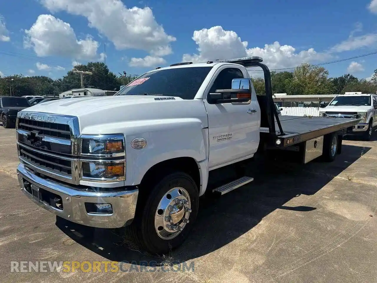 2 Фотография поврежденного автомобиля 1HTKHPVM8PH113649 CHEVROLET SILVERADO 2023