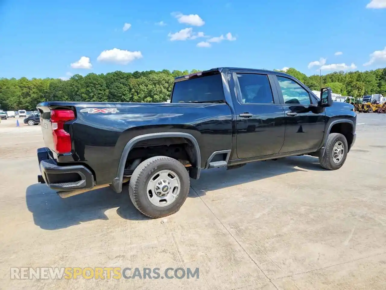 3 Photograph of a damaged car 2GC4YLE71P1714347 CHEVROLET SILVERADO 2023