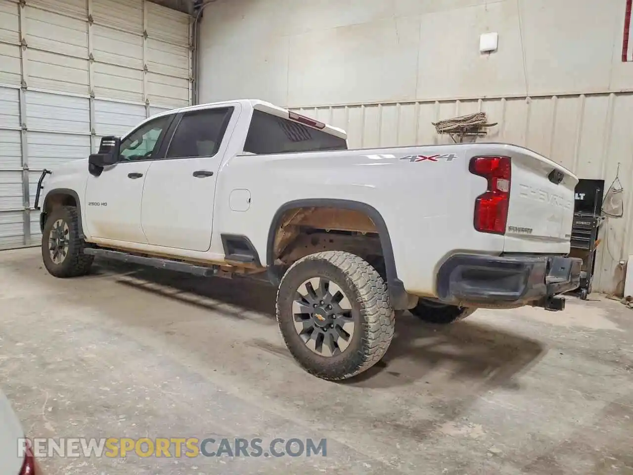 2 Photograph of a damaged car 2GC4YME73P1732158 CHEVROLET SILVERADO 2023
