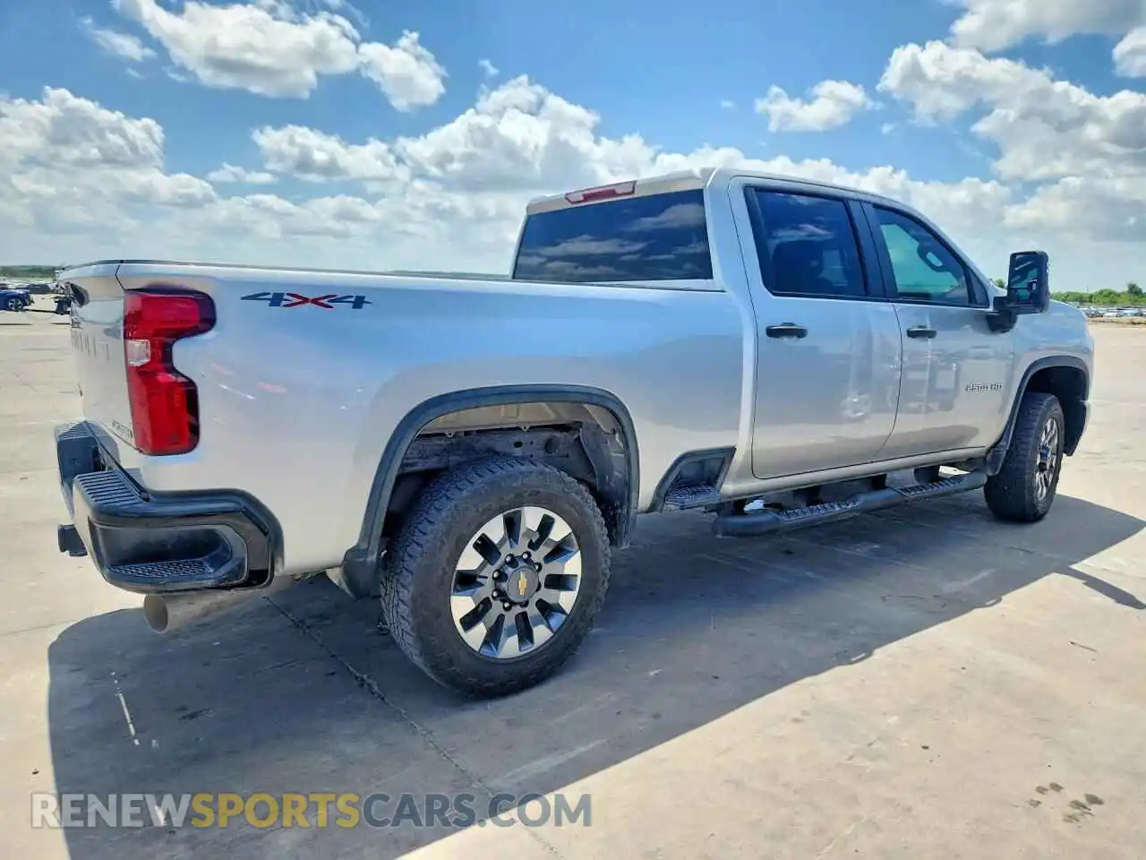 3 Photograph of a damaged car 2GC4YMEY1P1727436 CHEVROLET SILVERADO 2023