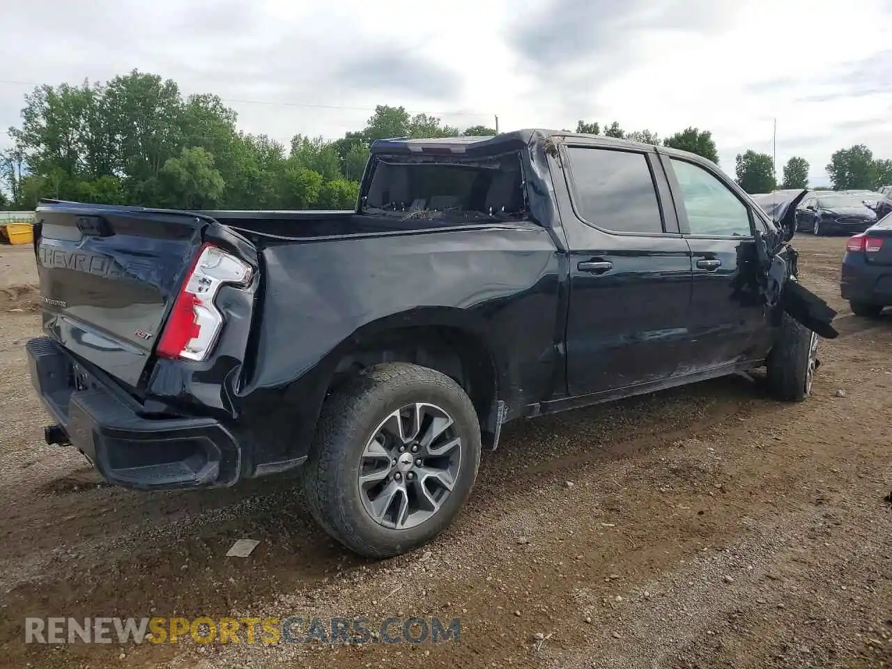 3 Photograph of a damaged car 2GCUDEED1P1100475 CHEVROLET SILVERADO 2023