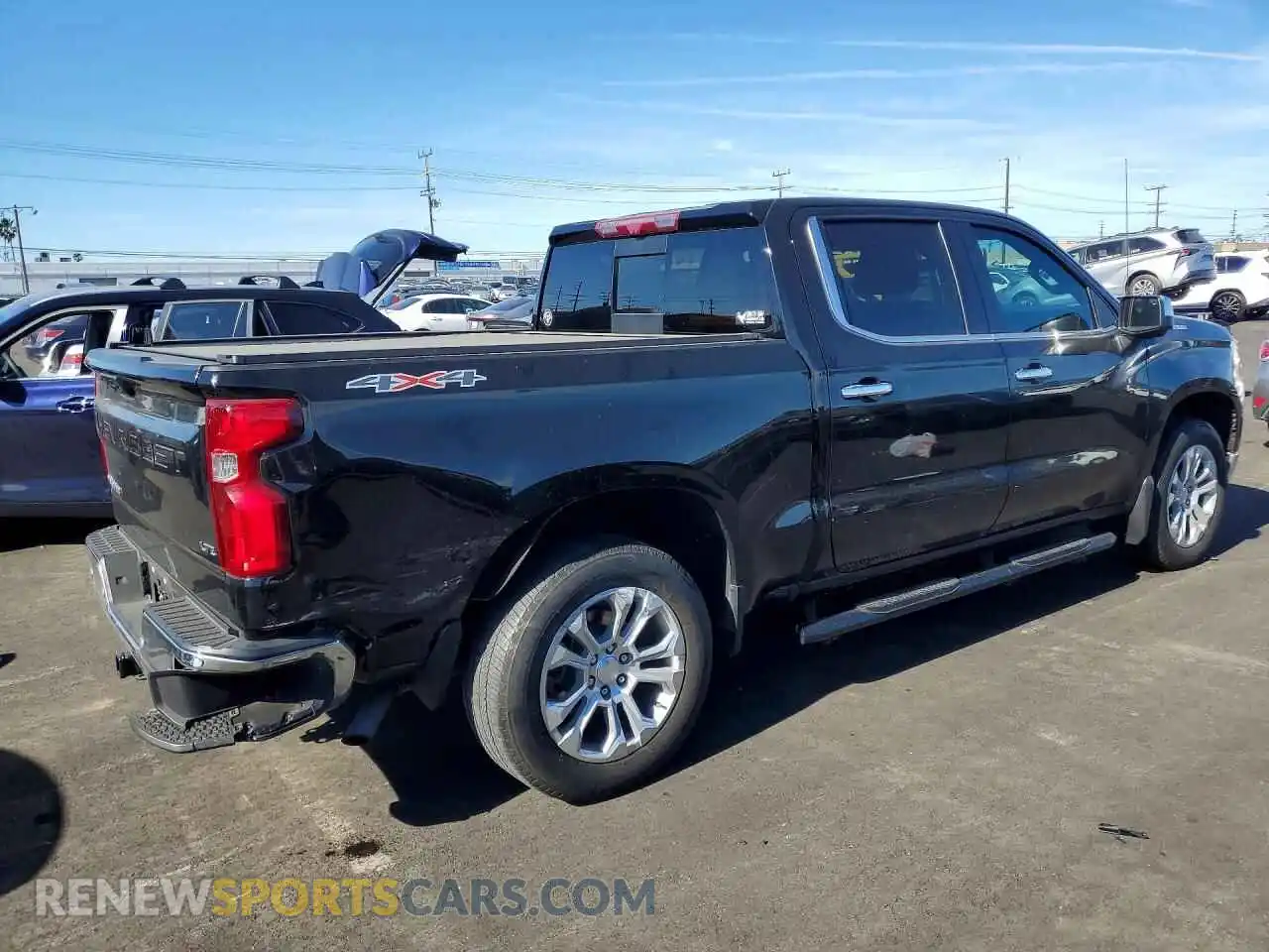 3 Photograph of a damaged car 2GCUDGED3P1149673 CHEVROLET SILVERADO 2023