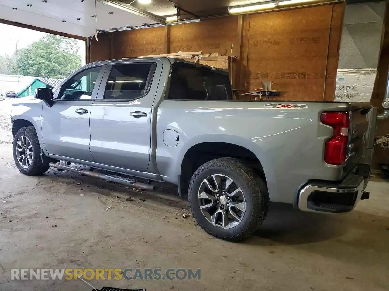 2 fotografías del automóvil dañado 3GCPDKEKXPG153676 CHEVROLET SILVERADO 2023