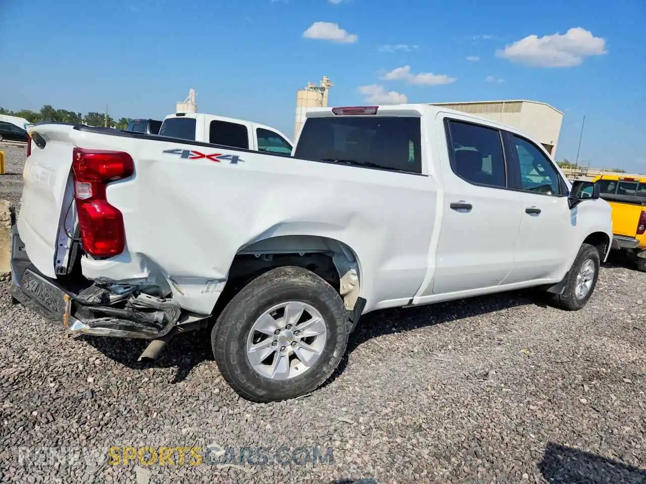 3 Photograph of a damaged car 3GCUDAED6PG316841 CHEVROLET SILVERADO 2023