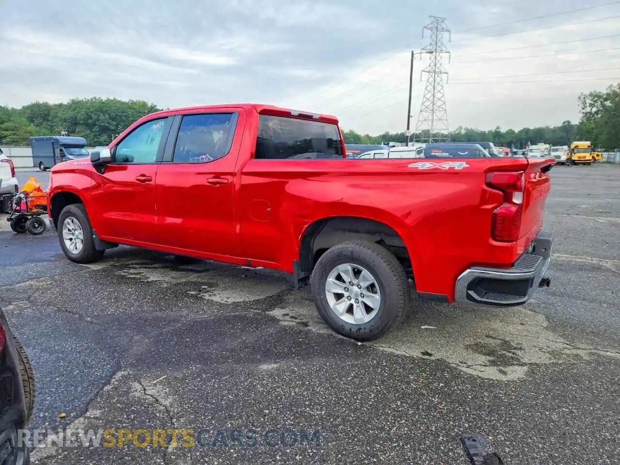 2 fotografías del automóvil dañado 3GCUDDED6PG347766 CHEVROLET SILVERADO 2023