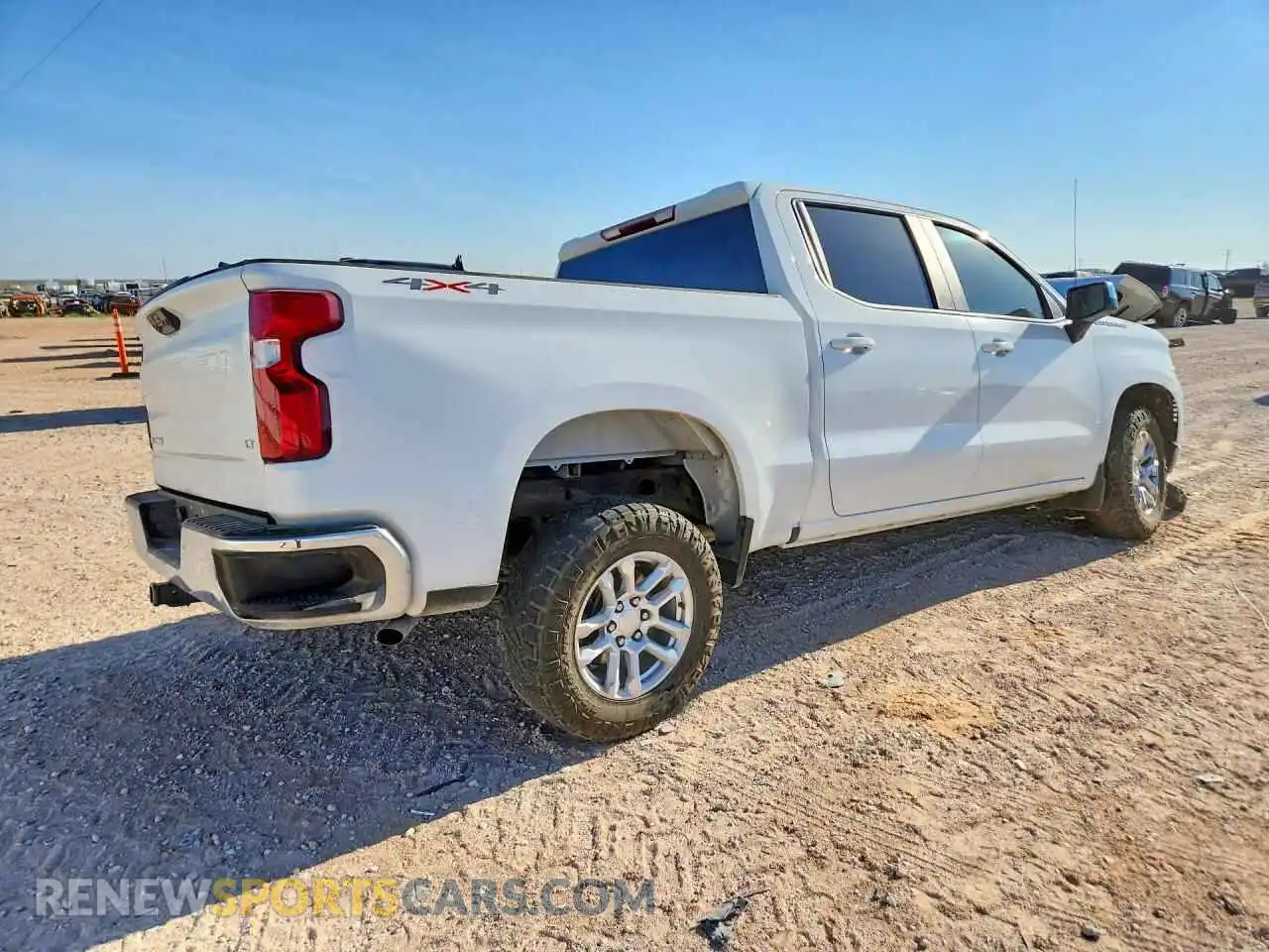 3 Photograph of a damaged car 3GCUDDEDXPG264972 CHEVROLET SILVERADO 2023